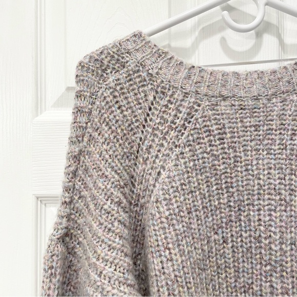 525 Asymmetrical Bubble Sleeve Sweater - Picture 8 of 14